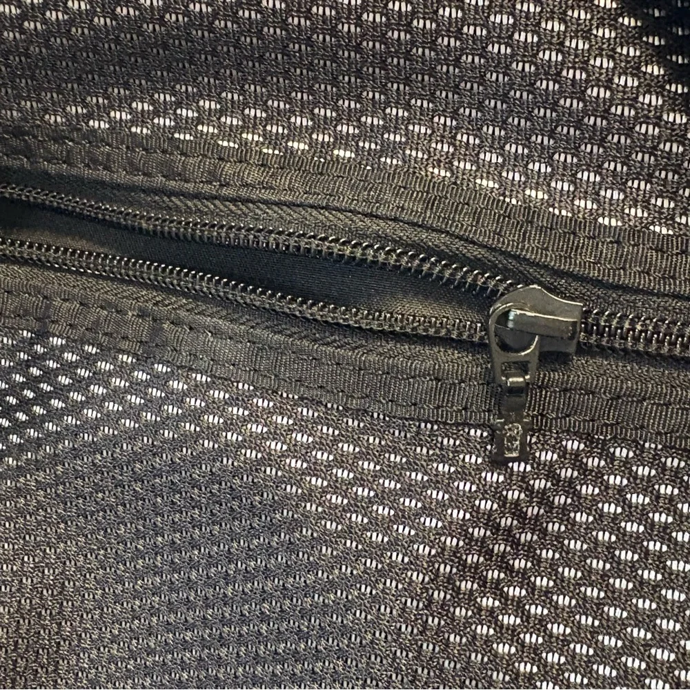 Tumi Black T2 Backpack Travel Bag Compartment Logo HTF Rare Leather Nylon